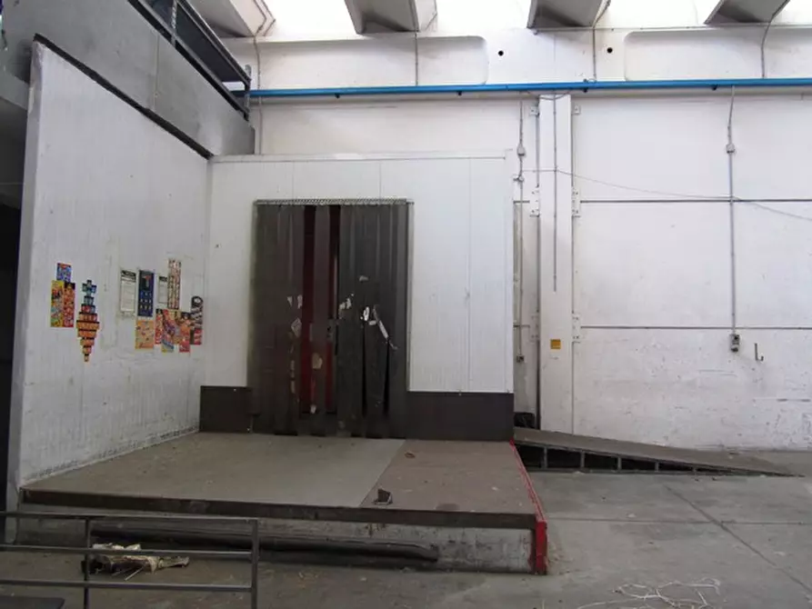 Immagine 12 di Laboratorio in vendita  in via degli orti a Argelato