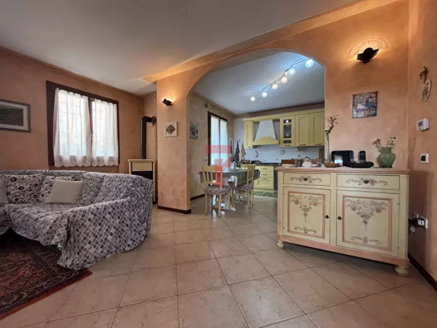 Immagine 5 di Appartamento in vendita  in Via Fabrizio De Andrè a Limena