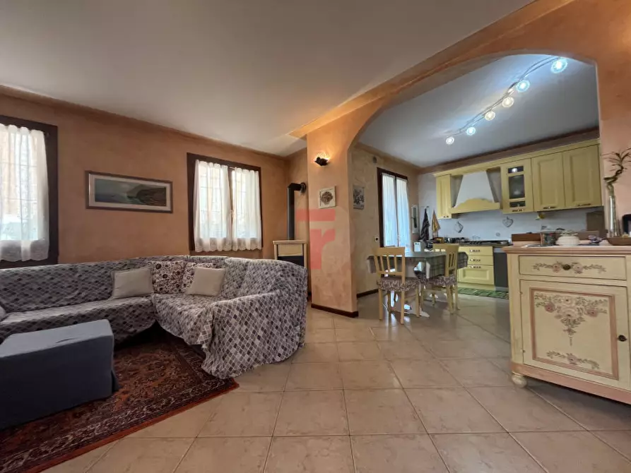 Immagine 7 di Appartamento in vendita  in Via Fabrizio De Andrè a Limena