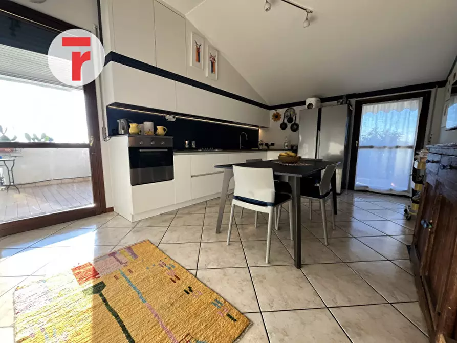 Immagine 6 di Attico in vendita  in Via Garolla a Limena