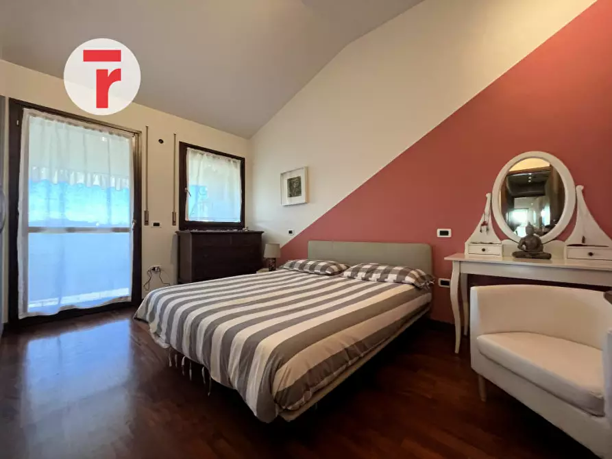 Immagine 20 di Attico in vendita  in Via Garolla a Limena