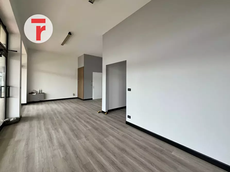 Immagine 3 di Negozio in affitto  in Via Beato Arnaldo da Limena a Limena