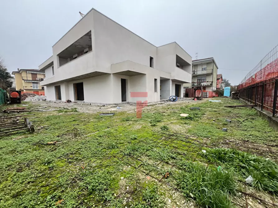 Immagine 1 di Casa bifamiliare in vendita  in Via Roma, 05 a Limena