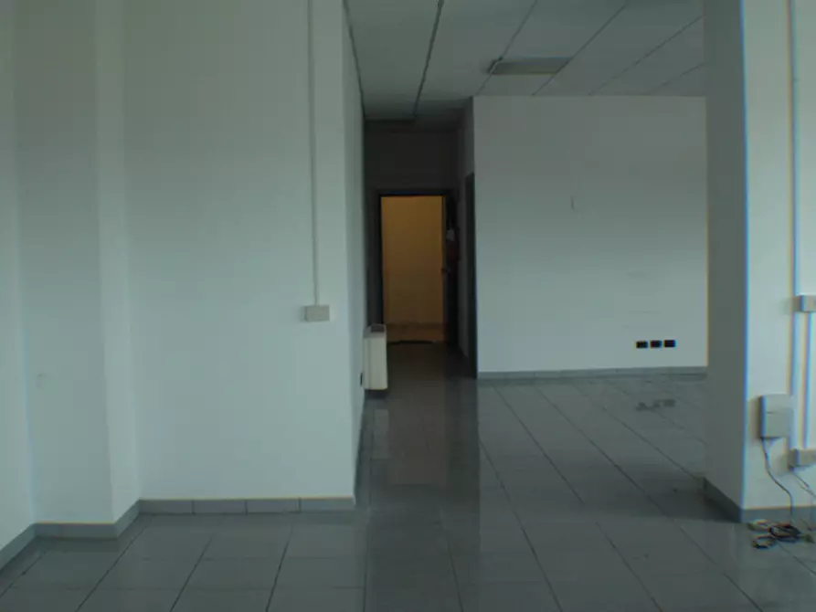 Immagine 7 di Negozio in vendita  a Senigallia