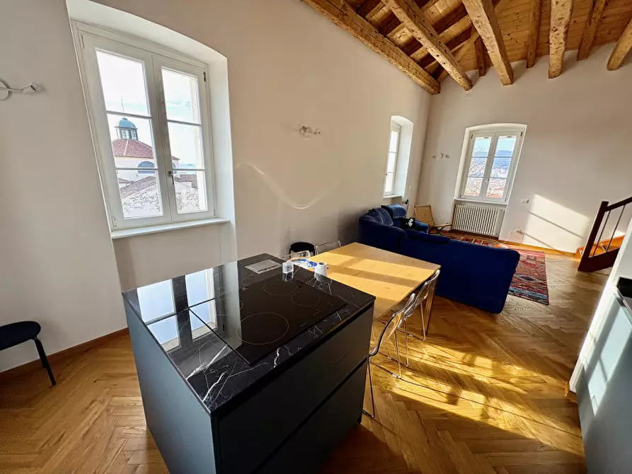 Immagine 10 di Appartamento in affitto  in via delle Monache 1 a Trieste