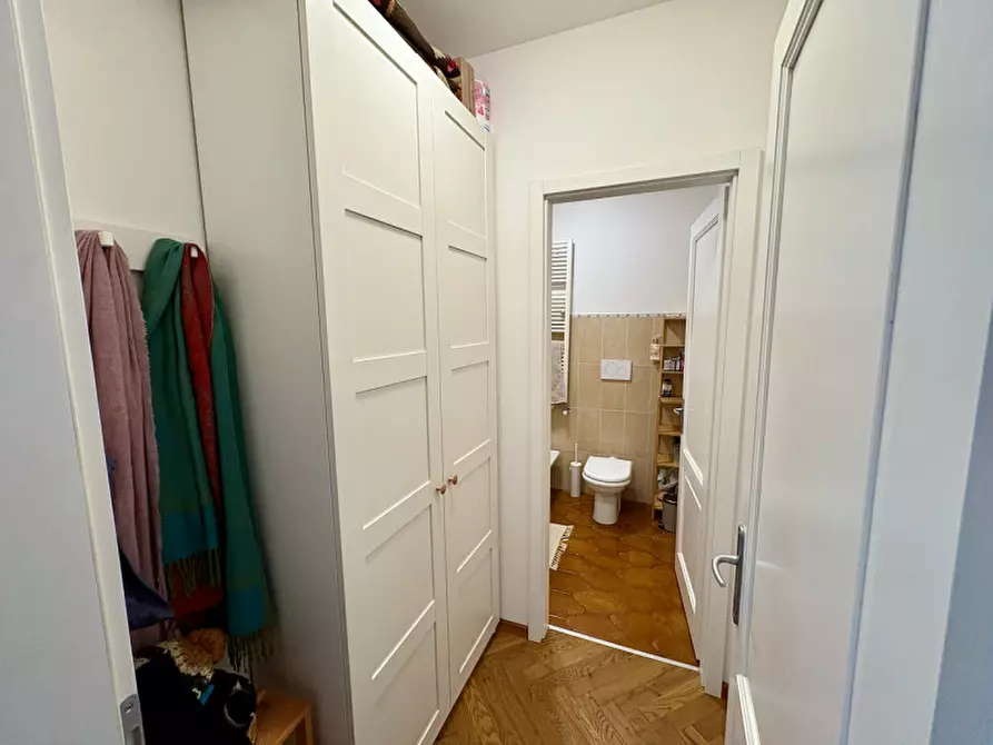 Immagine 19 di Appartamento in affitto  in via delle Monache 1 a Trieste