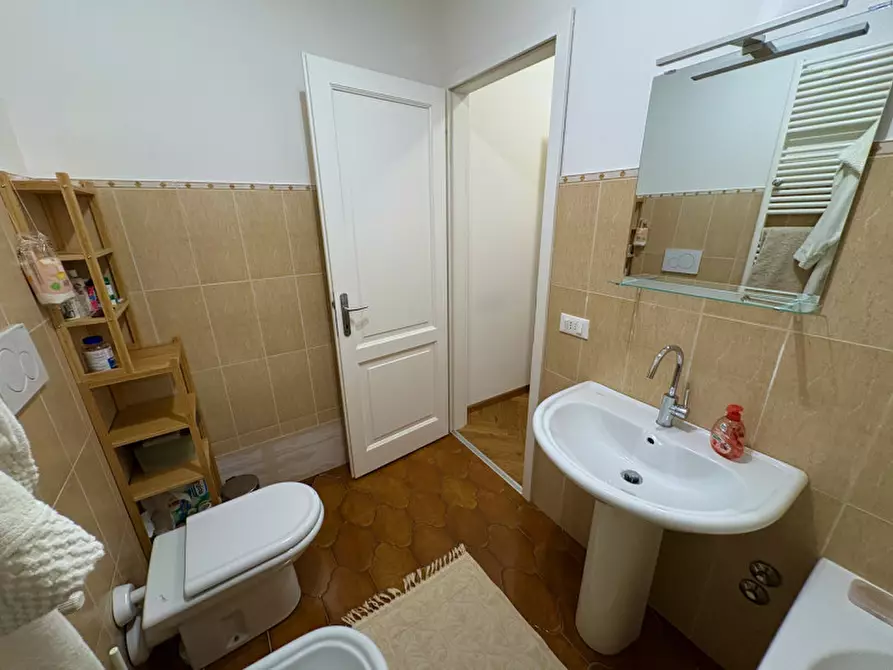 Immagine 22 di Appartamento in affitto  in via delle Monache 1 a Trieste