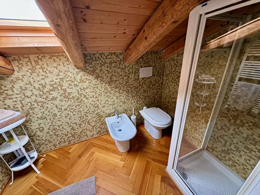 Immagine 36 di Appartamento in affitto  in via delle Monache 1 a Trieste