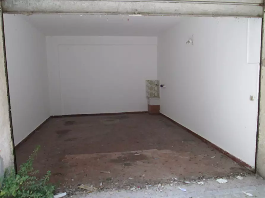 Immagine 1 di Garage in affitto  in Via Giuseppe Gandolo a Palermo