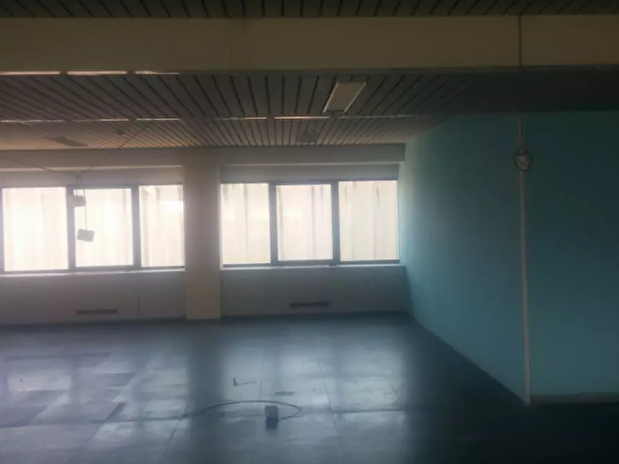 Immagine 9 di Ufficio in affitto  in VIA GRANDI A. a Vimodrone