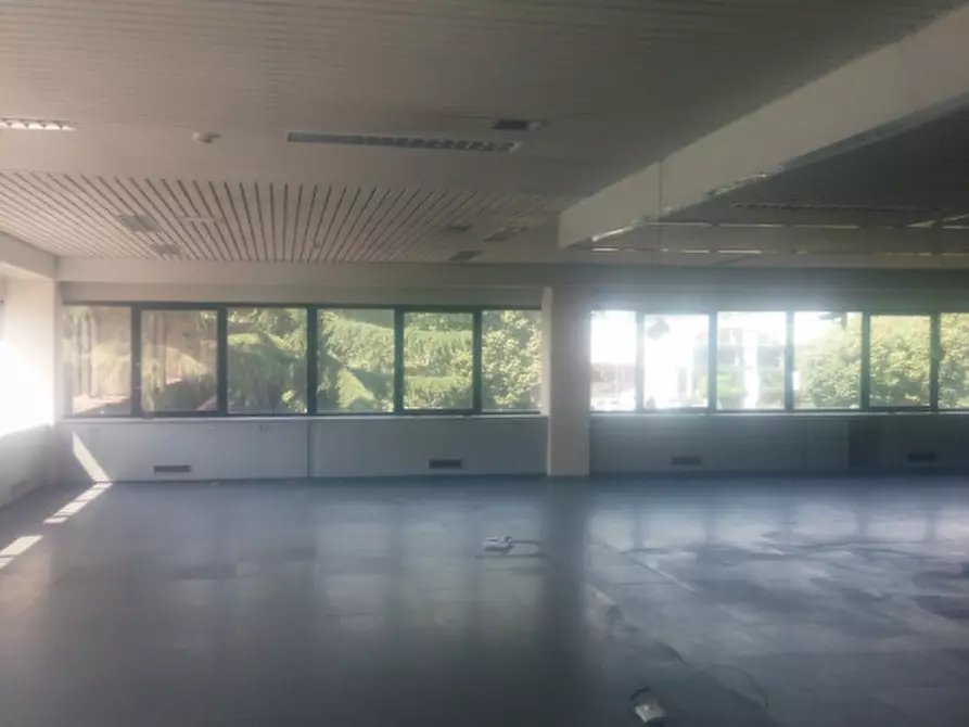 Immagine 14 di Ufficio in affitto  in VIA GRANDI A. a Vimodrone