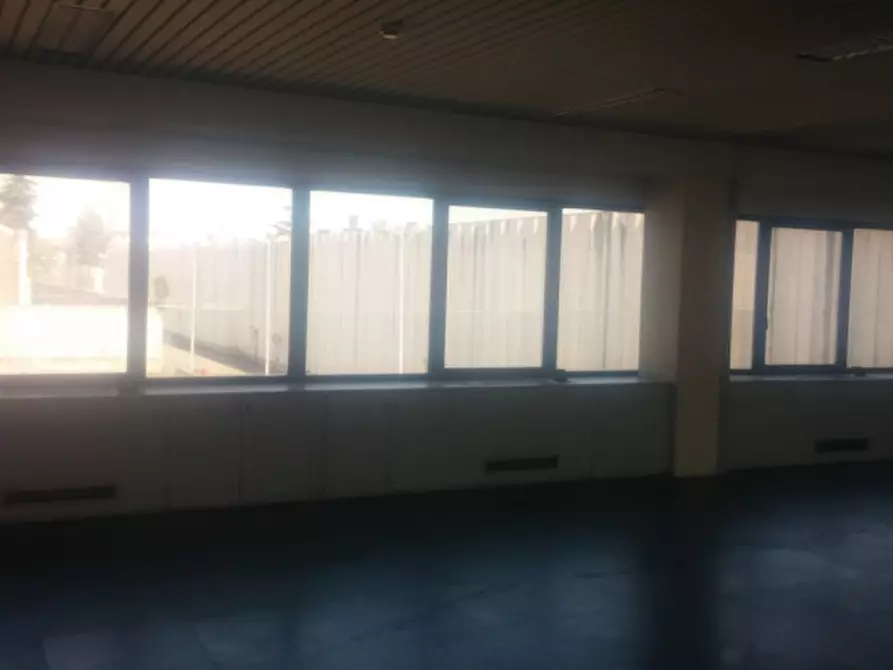 Immagine 18 di Ufficio in affitto  in VIA GRANDI A. a Vimodrone