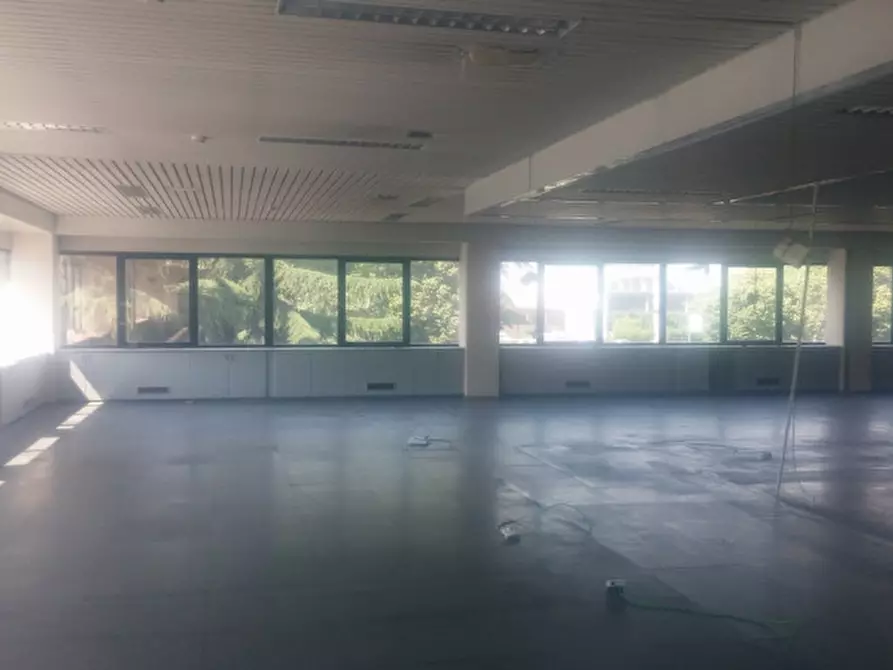 Immagine 20 di Ufficio in affitto  in VIA GRANDI A. a Vimodrone