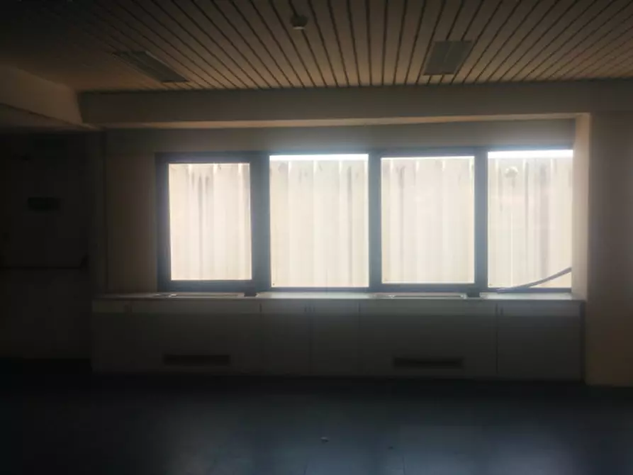 Immagine 22 di Ufficio in affitto  in VIA GRANDI A. a Vimodrone