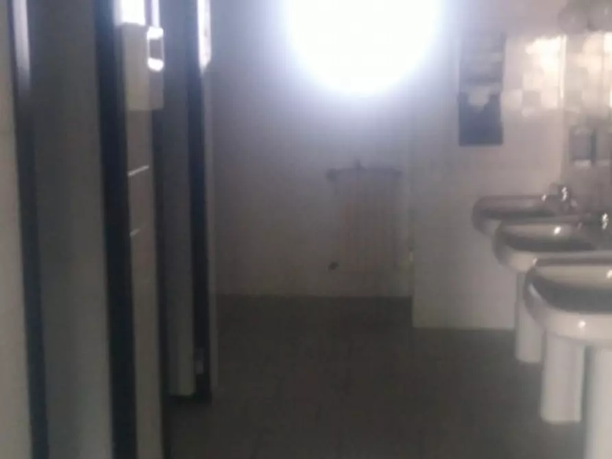 Immagine 24 di Ufficio in affitto  in VIA GRANDI A. a Vimodrone