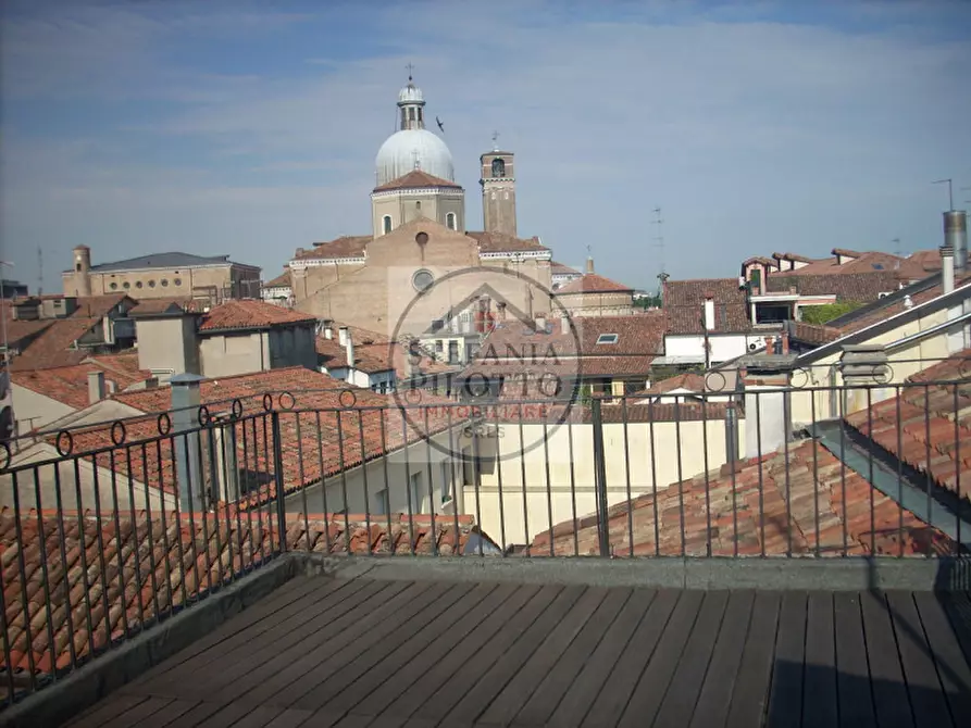 Immagine 12 di Appartamento in affitto  in Piazza delle Erbe a Padova