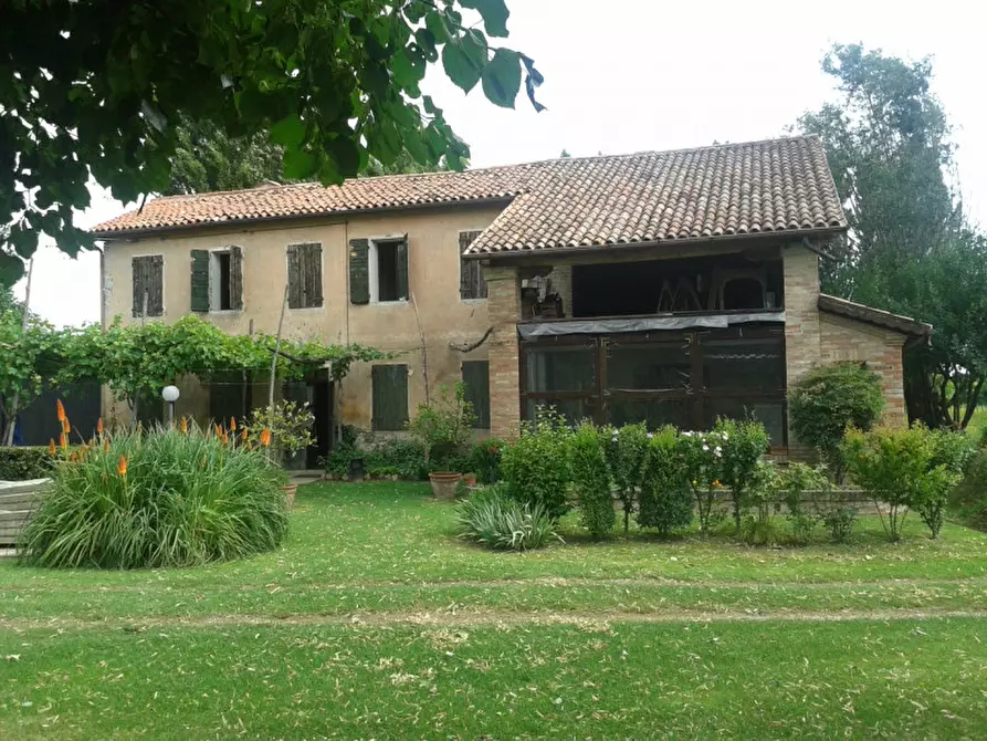 Immagine 1 di Rustico / casale in vendita  a Selvazzano Dentro