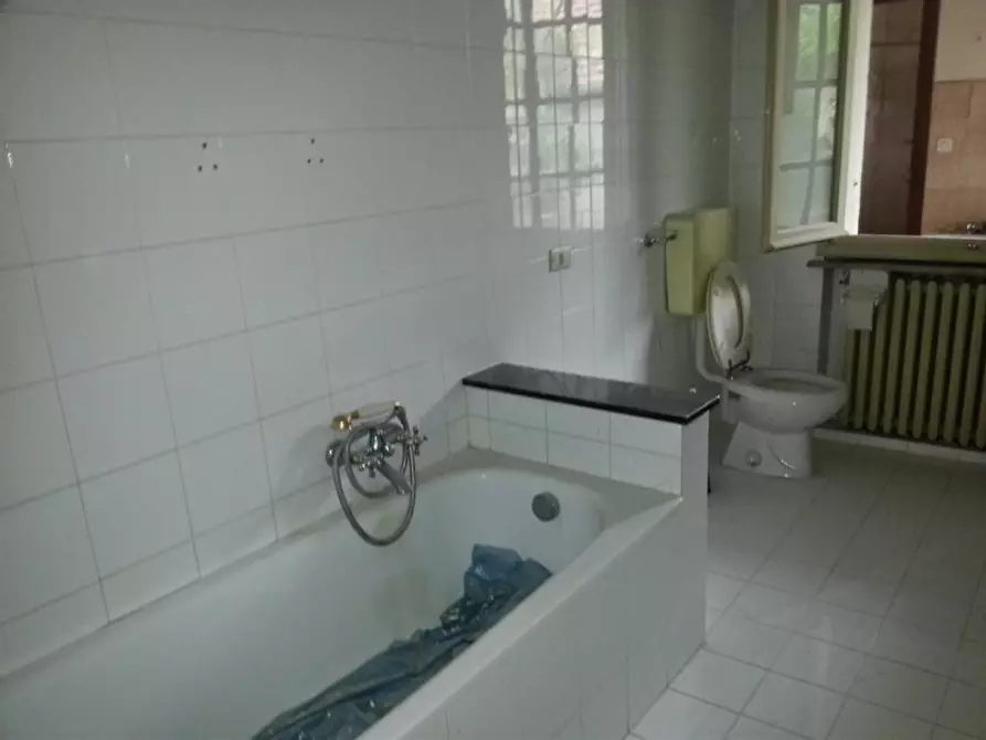 Immagine 6 di Palazzo in vendita  in VIA SAN ROCCO a Este