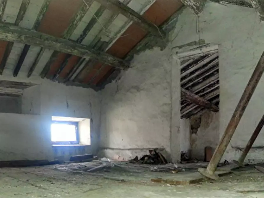 Immagine 11 di Palazzo in vendita  in VIA SAN ROCCO a Este