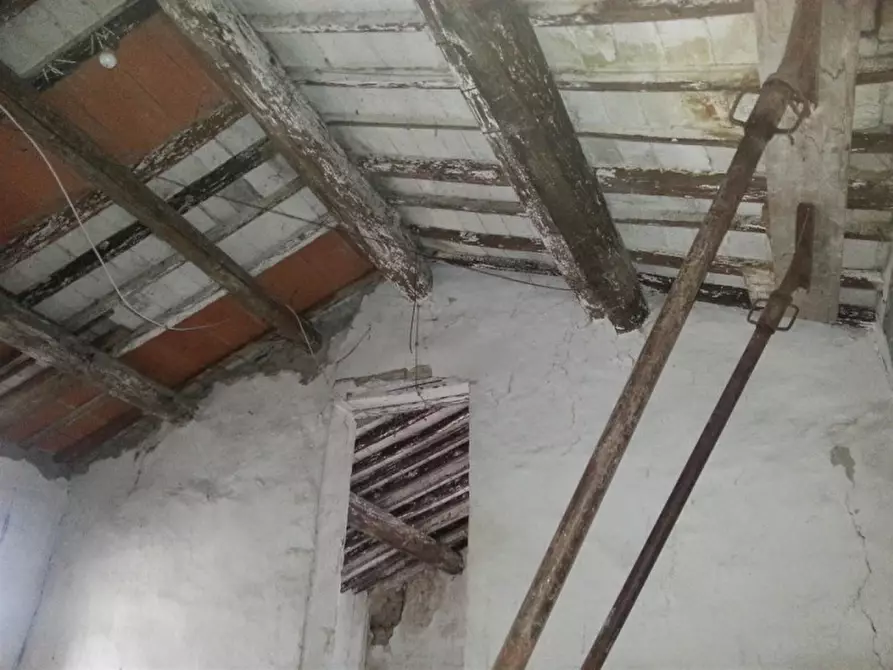 Immagine 13 di Palazzo in vendita  in VIA SAN ROCCO a Este