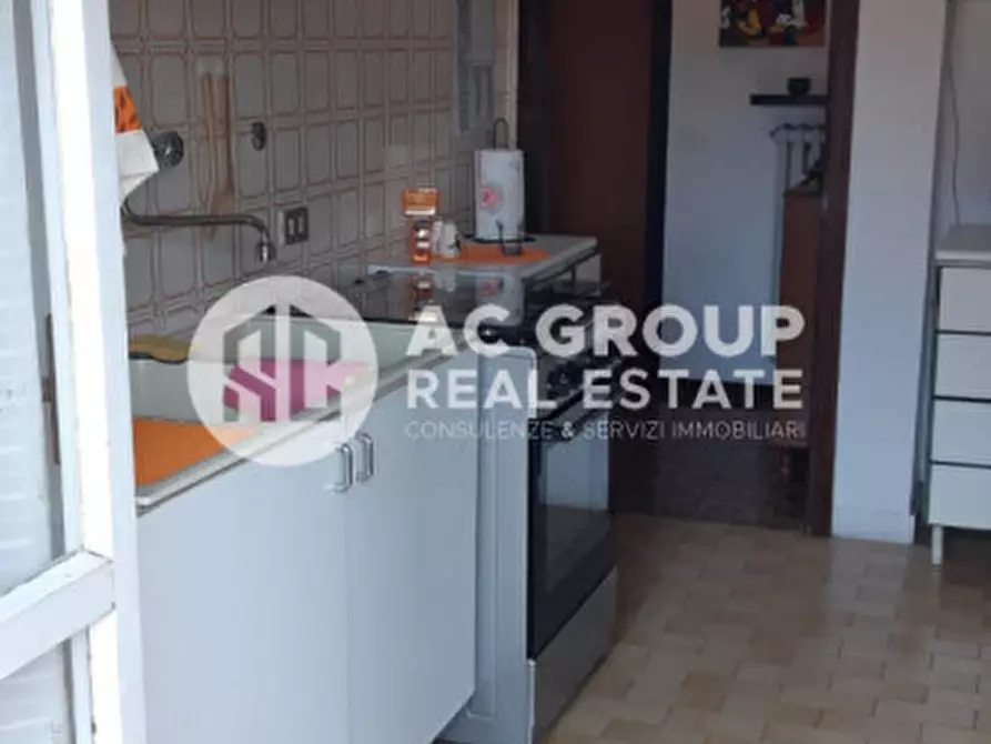 Immagine 3 di Appartamento in vendita  in corso della vittoria a Caronno Pertusella