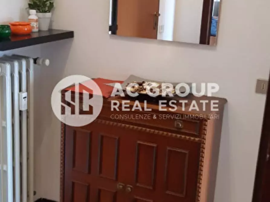 Immagine 6 di Appartamento in vendita  in corso della vittoria a Caronno Pertusella