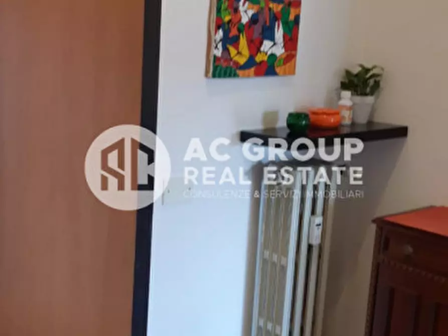 Immagine 7 di Appartamento in vendita  in corso della vittoria a Caronno Pertusella