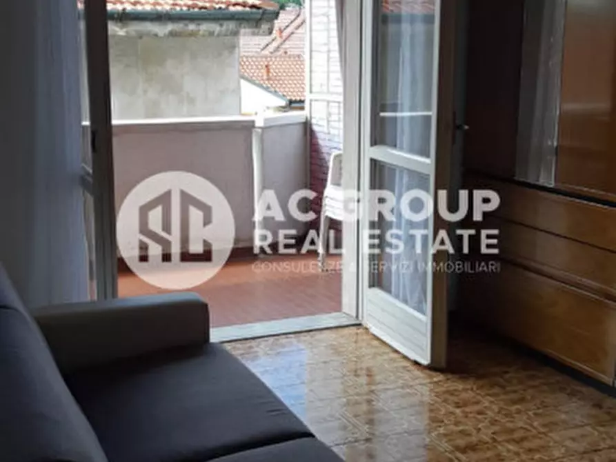 Immagine 9 di Appartamento in vendita  in corso della vittoria a Caronno Pertusella