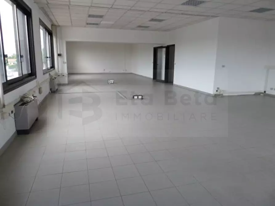 Immagine 2 di Ufficio in affitto  in Viale della Regione Veneto a Padova