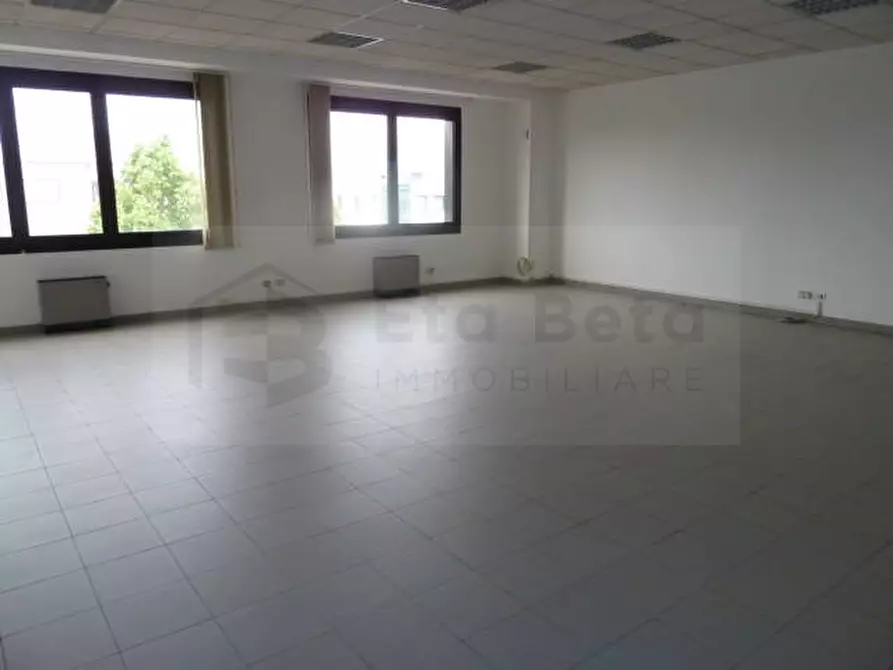 Immagine 4 di Ufficio in affitto  in Viale della Regione Veneto a Padova