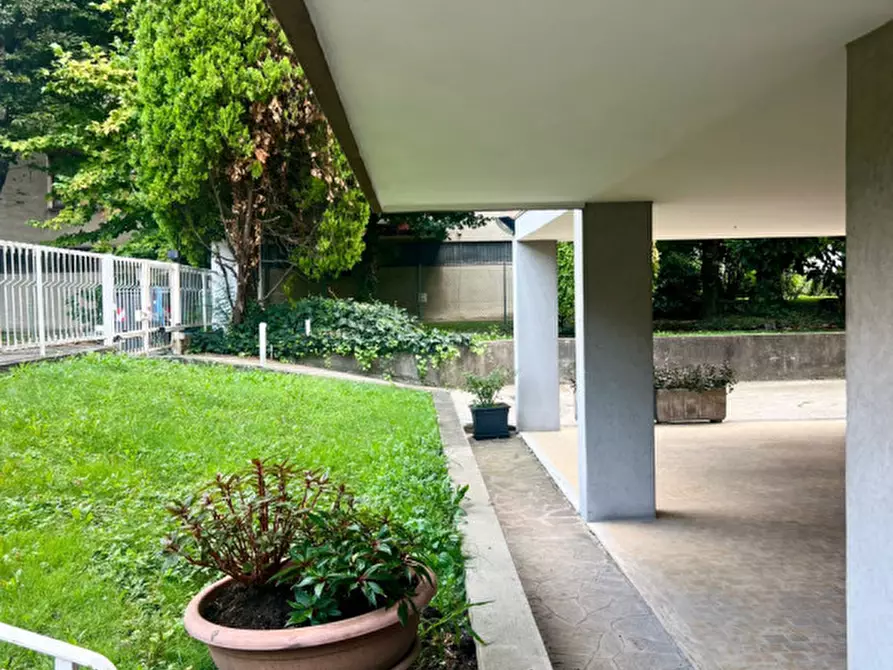 Immagine 19 di Appartamento in vendita  a Padova