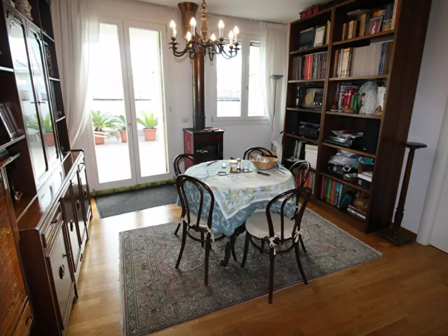 Immagine 9 di Attico in vendita  a Padova