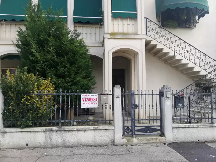 Immagine 1 di Appartamento in vendita  in Via G. Matteotti n. 20 bis - Cavarzere a Cavarzere