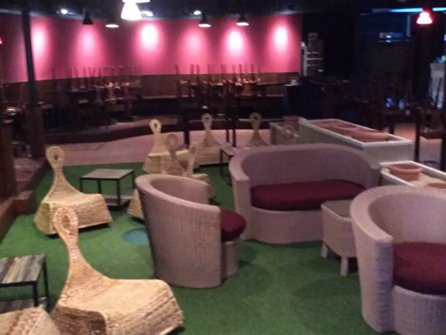 Immagine 18 di Negozio in vendita  a Padova