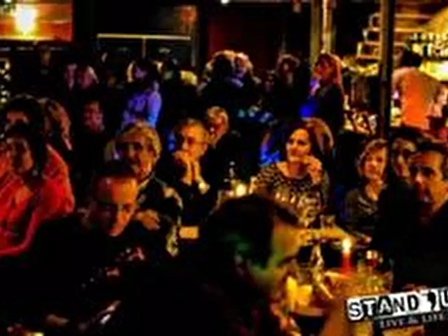 Immagine 38 di Negozio in vendita  a Padova