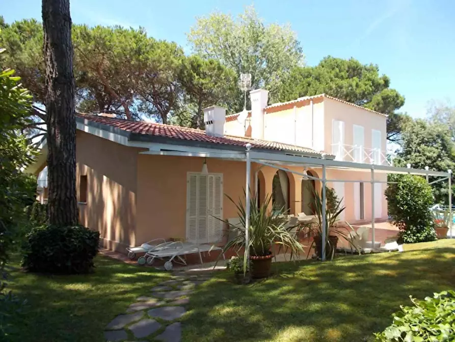 Immagine 3 di Villa in vendita  a Rosolina