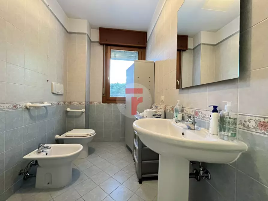 Immagine 9 di Appartamento in vendita  a Padova