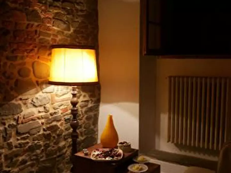 Immagine 3 di Appartamento in vendita  in mercatale valdarno a Montevarchi