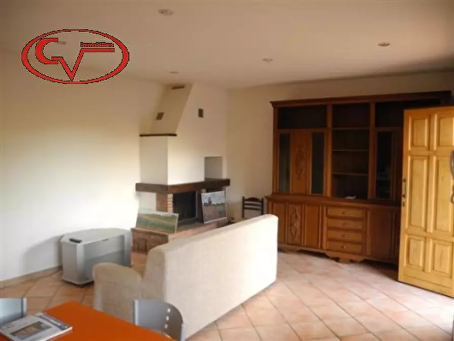 Immagine 12 di Casa trifamiliare in vendita  in Via gramsci, 1 a Loro Ciuffenna