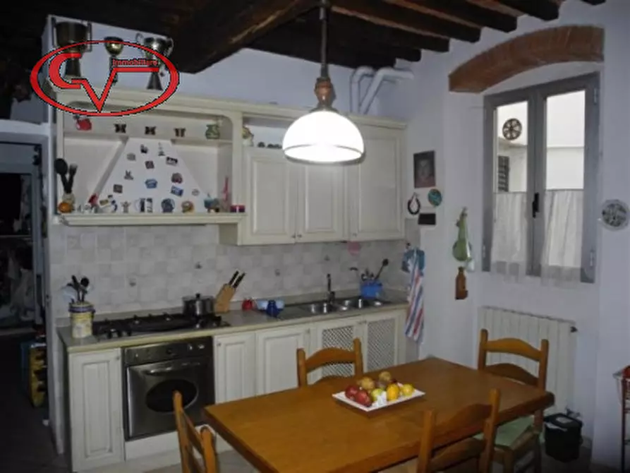 Immagine 5 di Appartamento in vendita  in Via cennano a Montevarchi