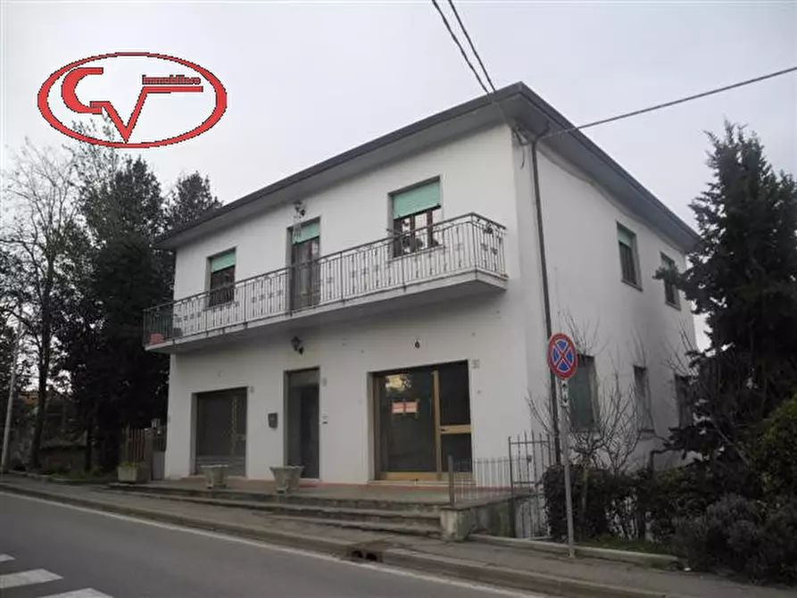 Immagine 1 di Villa in vendita  in Via di montalto, 1 a Laterina Pergine Valdarno