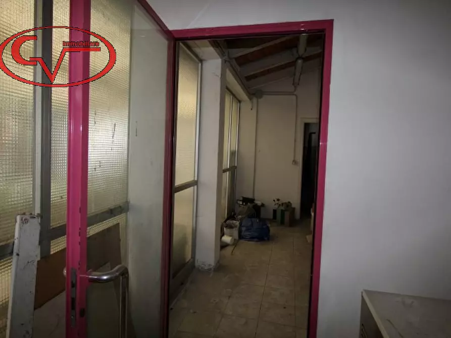 Immagine 9 di Negozio in vendita  in Via dante alighieri, 0 a Montevarchi