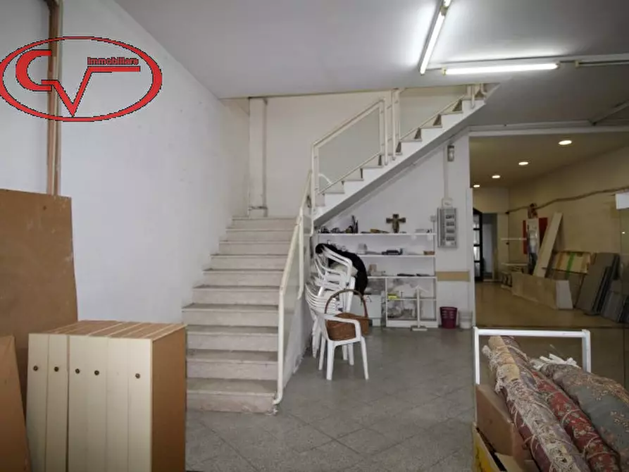 Immagine 12 di Negozio in vendita  in Via dante alighieri, 0 a Montevarchi