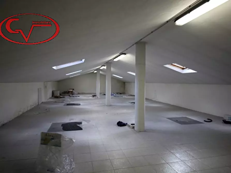 Immagine 16 di Negozio in vendita  in Via dante alighieri, 0 a Montevarchi