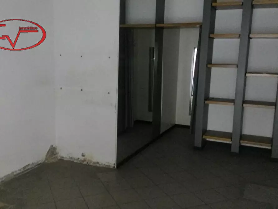 Immagine 3 di Ufficio in affitto  a Montevarchi