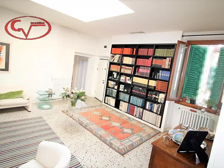 Immagine 10 di Appartamento in vendita  in Via poggio bracciolini a Montevarchi