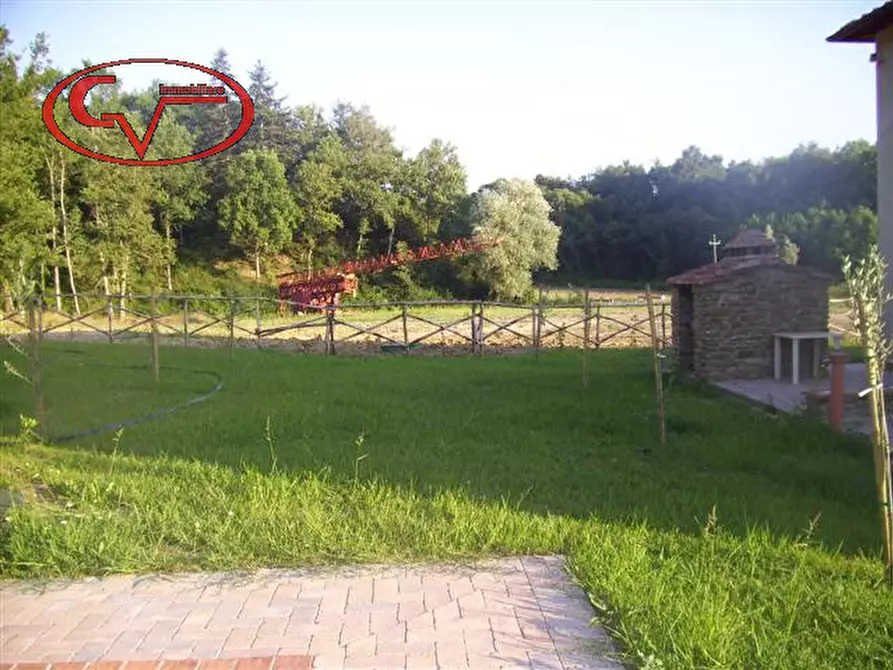 Immagine 17 di Agriturismo in vendita  in Via trieste 1 a Bucine