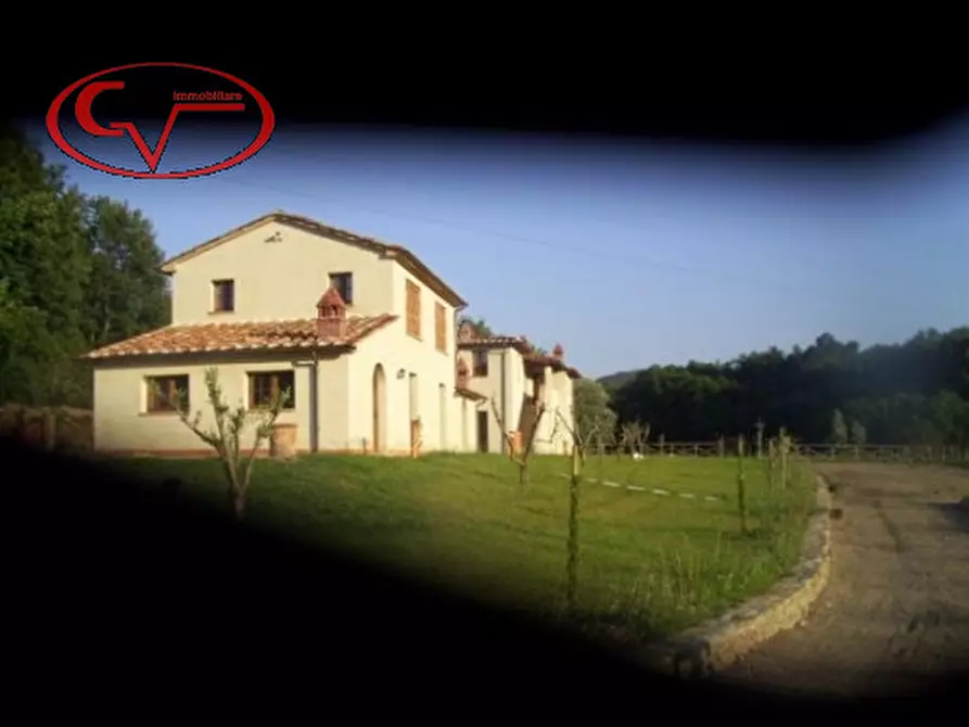 Immagine 25 di Agriturismo in vendita  in Via trieste 1 a Bucine