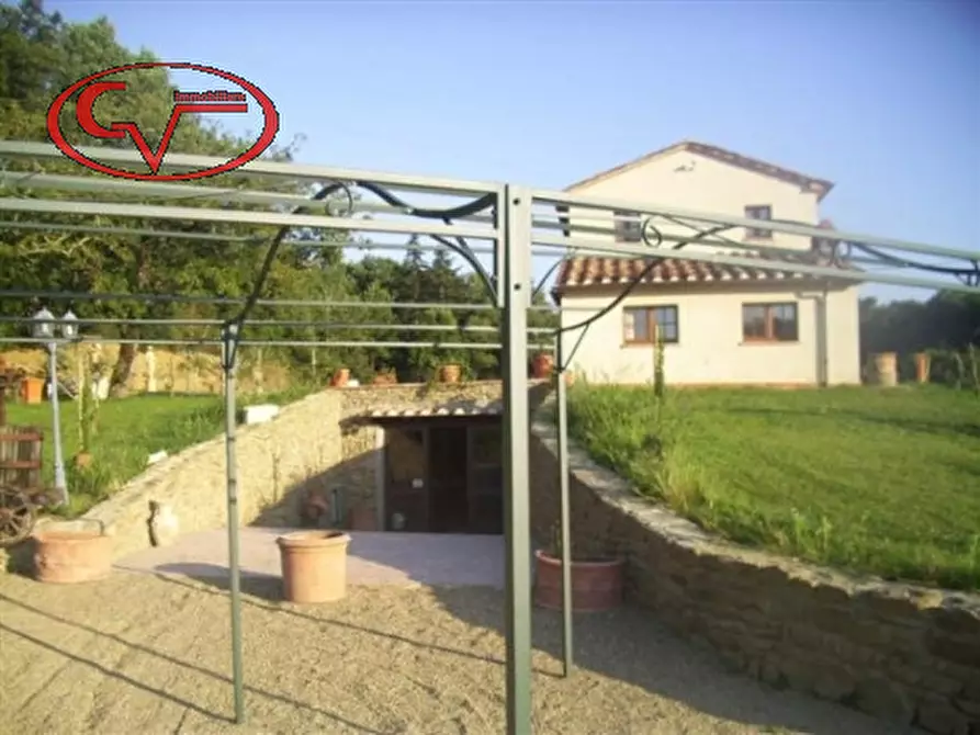 Immagine 26 di Agriturismo in vendita  in Via trieste 1 a Bucine