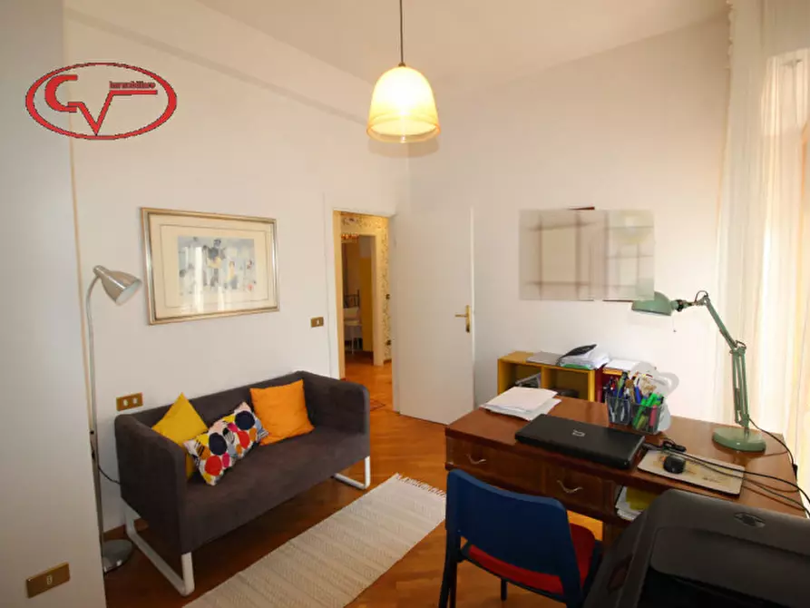 Immagine 11 di Villa in vendita  in Via trieste a Loro Ciuffenna